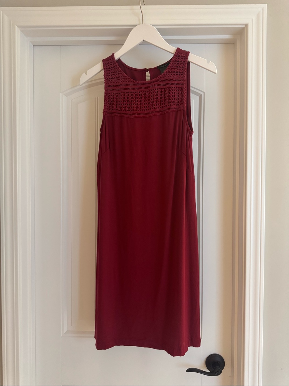 Ann Taylor Sleeveless Crochet Dress - Burgundy
